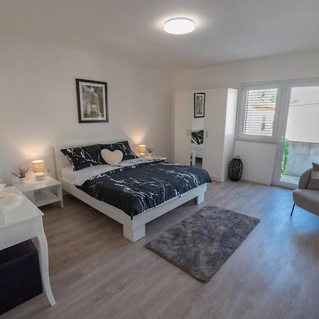 Apartman Iva Lägenhet Zadar Exteriör bild